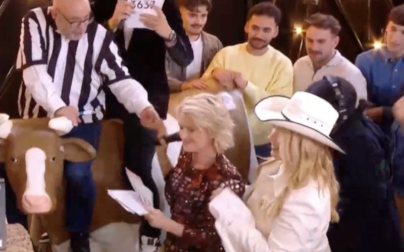 Énorme chute de Sophie Davant en direct au Téléthon ! 