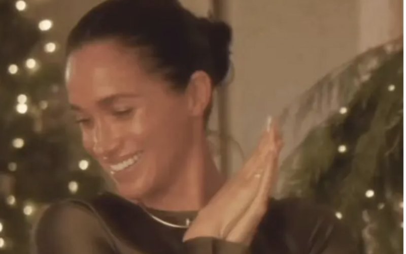 Collier à 18 700 $ : Meghan Markle critiquée pour sa promo jugée déplacée