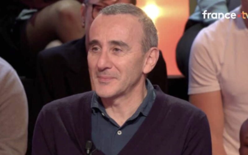 61 ans et de nouveau papa ! Elie Semoun révèle comment sa jeune compagne Aude lui a annoncé sa grossesse le soir de Noël