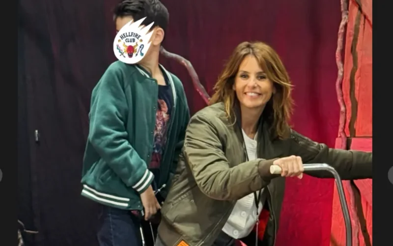 Faustine Bollaert : Abbie et Peter face aux stars de Stranger Things