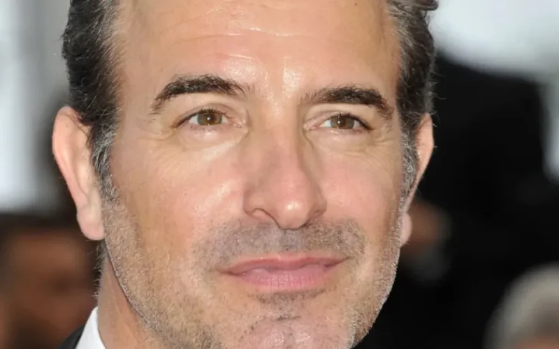 Jean Dujardin pulvérise les rumeurs sur son couple avec Karine Belly !