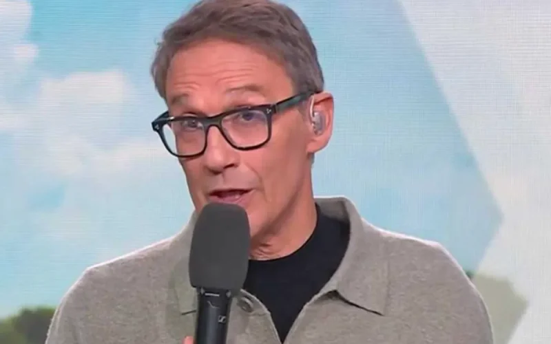 Julien Courbet : « Je m'en bats… » un journaliste traqué en plein direct choc