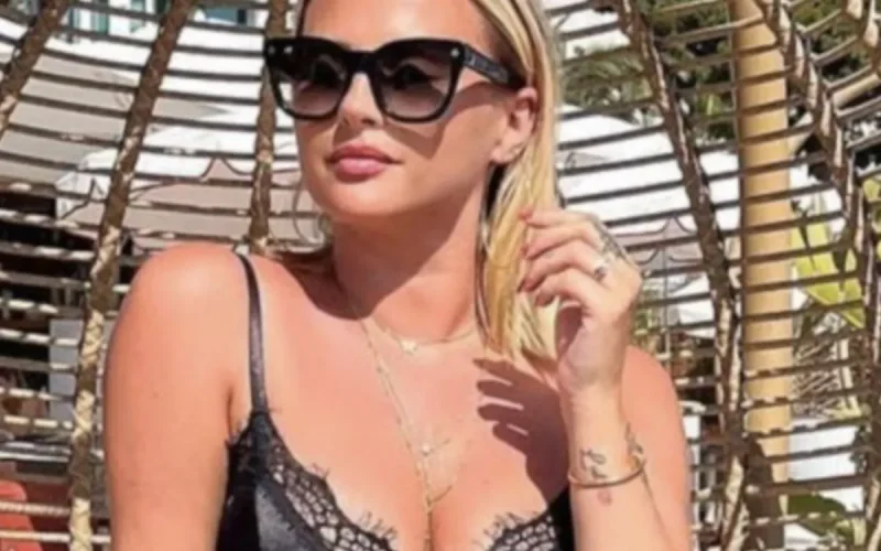 Kelly Vedovelli : après les rumeurs de liaison secrète avec Cyril Hanouna, sa vérité éclate enfin
