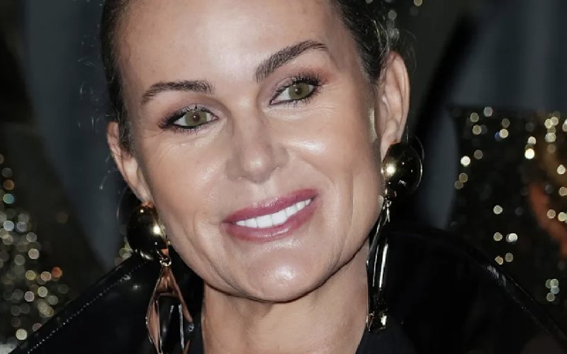 Laeticia Hallyday avec Serge Varsano à Los Angeles pour lui présenter ses filles