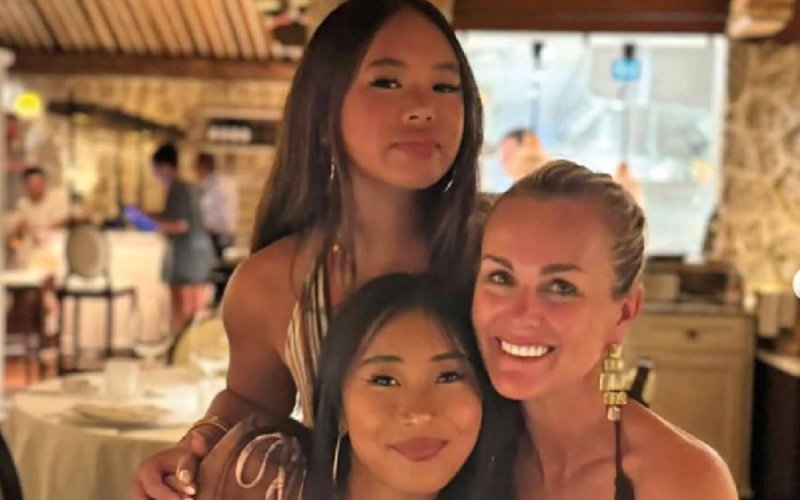 Laeticia Hallyday : son nouveau compagnon Serge Varsano invité à Saint-Barth… sur la tombe de Johnny !