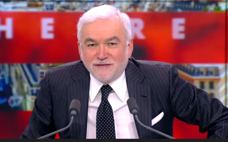 Le coup de sang de Pascal Praud contre les taxes « en lousdé » !