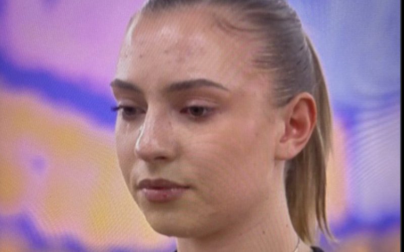 « Elle pleure trop ? » : Léa divise après son craquage à la Star Academy