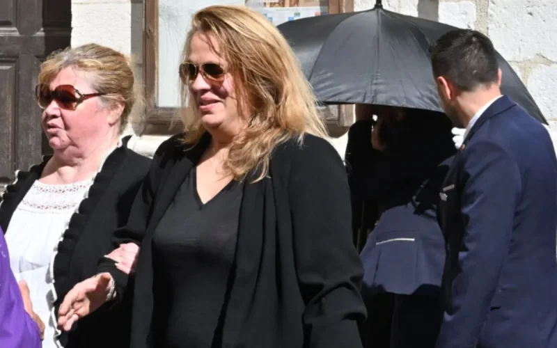 Loana, le choc de l'ultime adieu : pourquoi sa fille Mindy a-t-elle boycotté les obsèques ?