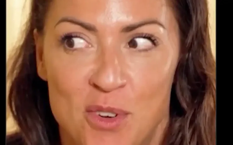 « Mariés au premier regard » : le slip de bain d'Alexandre crée le malaise chez Perrine