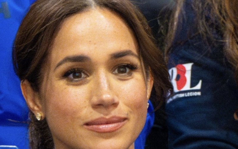 « Tellement Mesquin » : Harry et Meghan à la fête de Kris Jenner, leur présence critiquée par la Couronne !