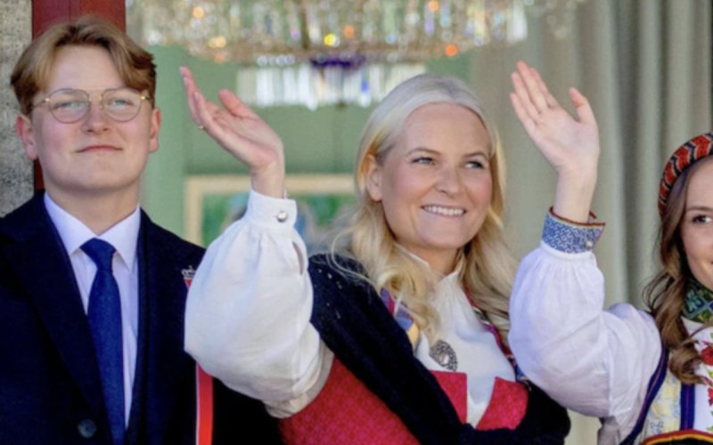 Mette-Marit de Norvège : Un Noël uni malgré la terrible épreuve de la maladie 