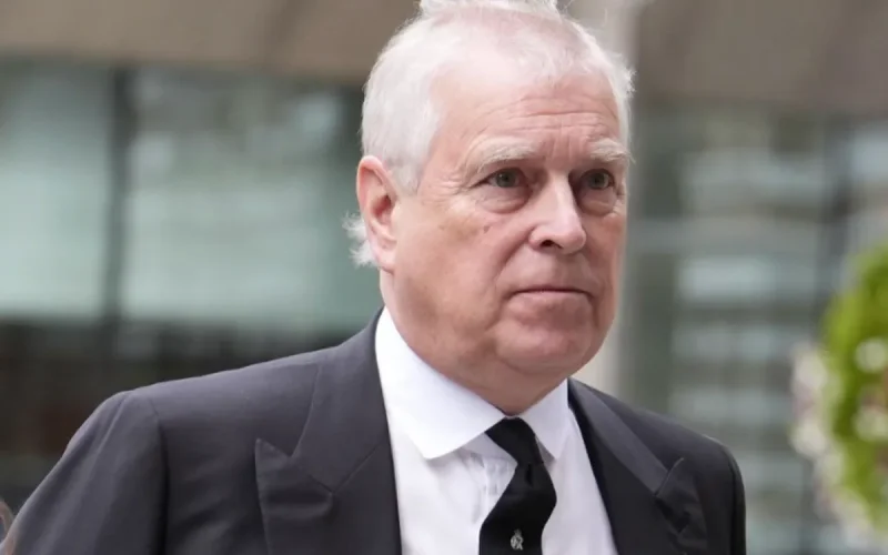 Prince Andrew : « Qu'il renonce ! »… la City passe à l'offensive choc