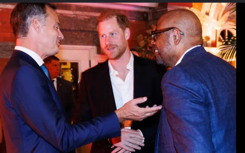 Prince Harry s'exprime sur la défaite de l'Angleterre lors de sa première apparition sans Meghan