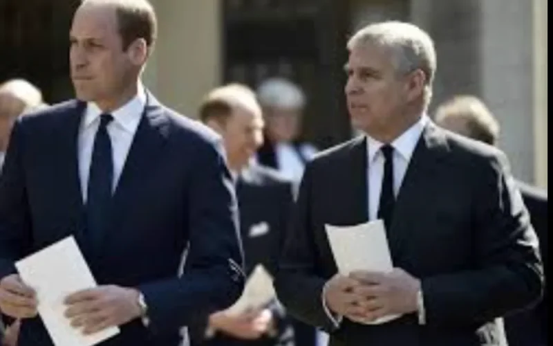Prince William surveille Andrew le « mouton noir » comme le lait sur le feu !
