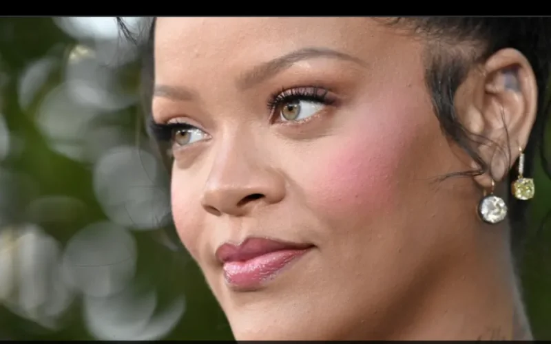 Rihanna : sa propriété de Beverly Hills visée par des tirs