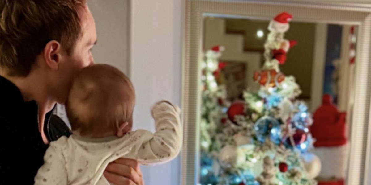 Cyril Féraud : un premier Noël inoubliable avec son fils Tim