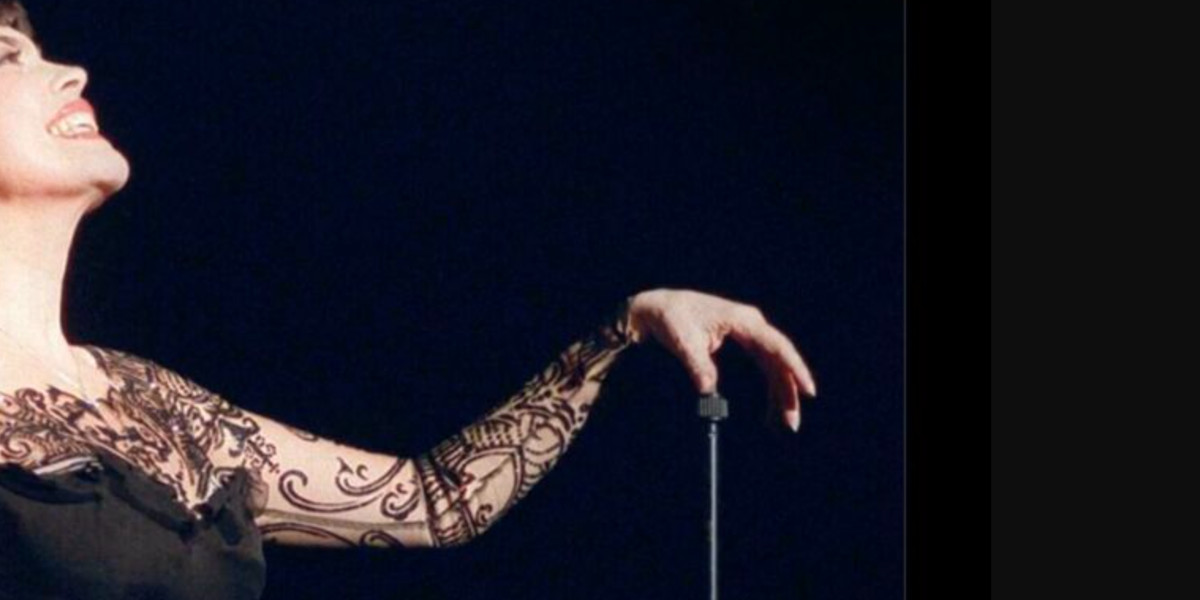 Mireille Mathieu et Johnny Stark Un