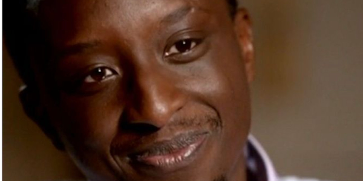 Ahmed Sylla dans C à Vous - Le voile sur son orientation sexuelle levé