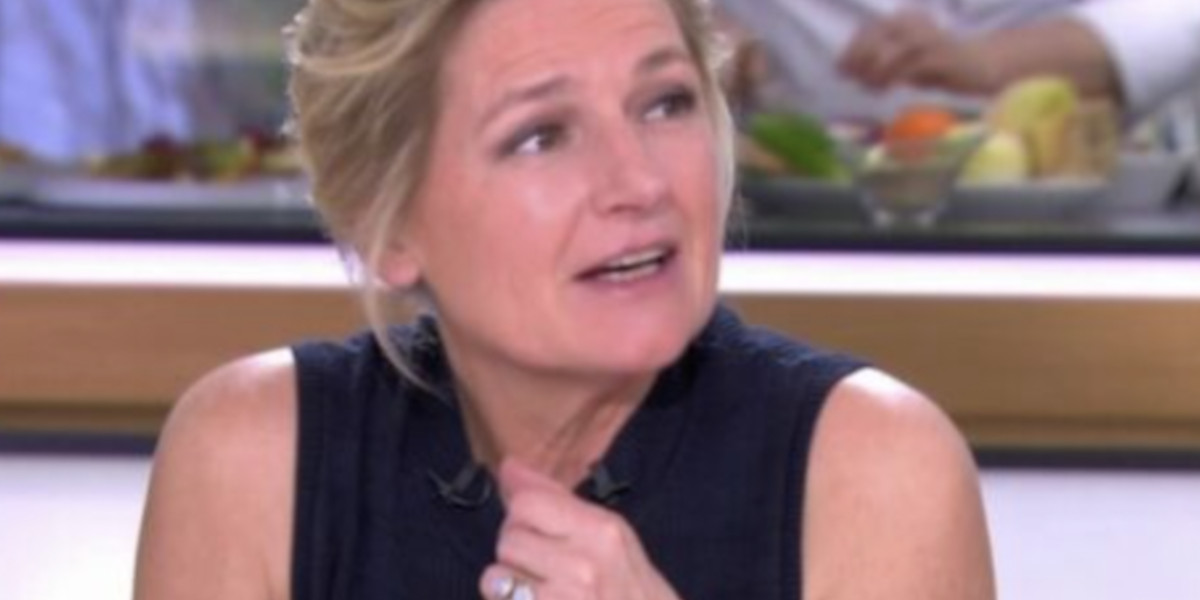 Anne-Elisabeth Lemoine, son message à Bertrand Chameroy absent de "C à vous" 