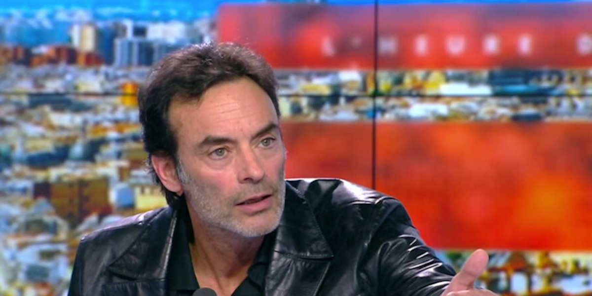Anthony Delon contre-attaque : « C'est une vanne », sa réplique acerbe à l'avocat d'Alain Delon