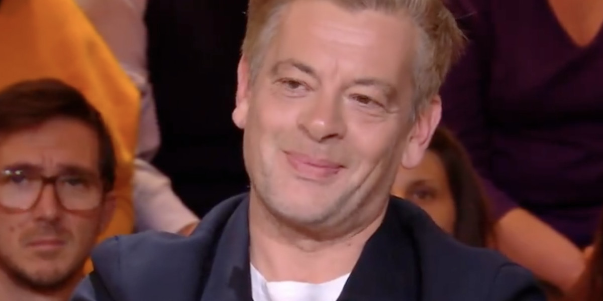 Benjamin Biolay, scène hallucinante avec Jean-Luc Mélenchon 
