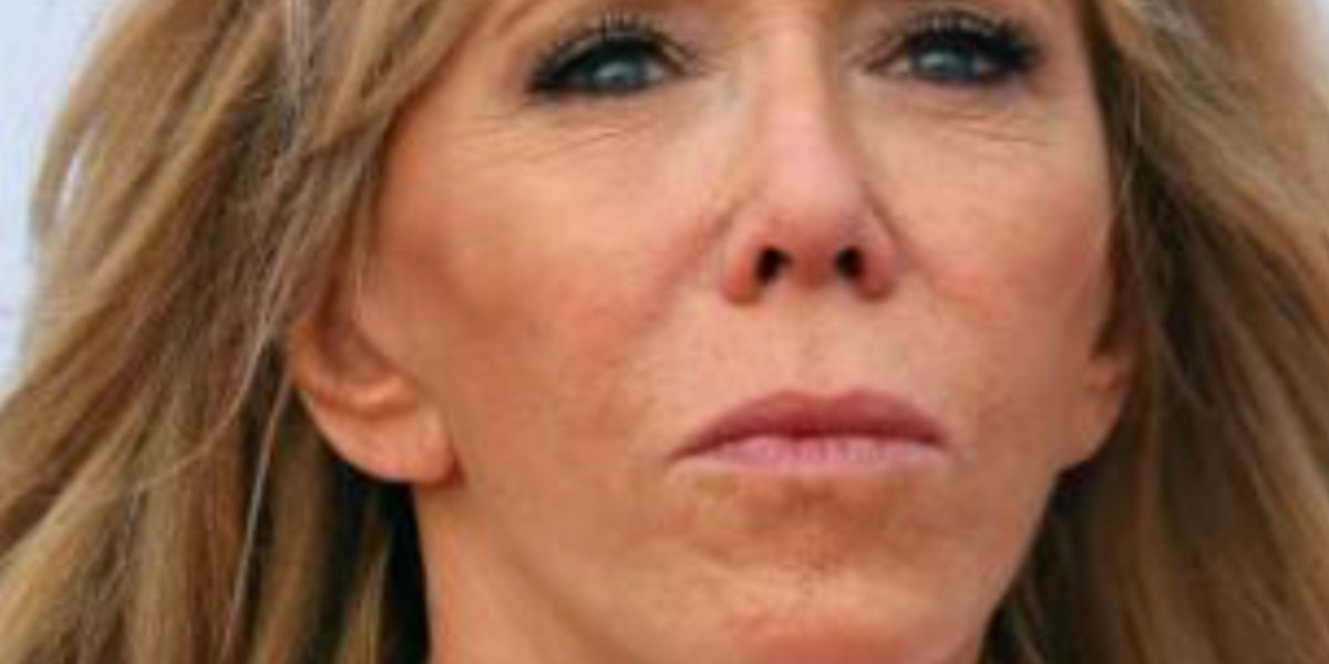 Brigitte Macron en meilleure forme après ses vacances à Brégançon