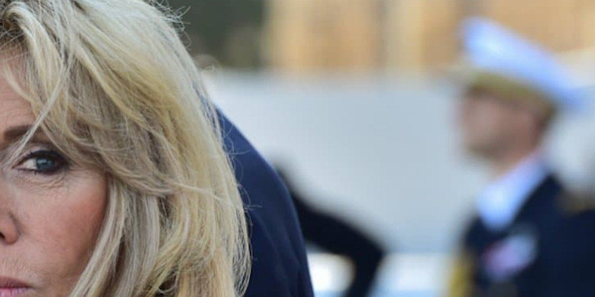 Brigitte Macron inquiète pour Magali Berdah - L'influenceuse traumatisme après un terrible drame