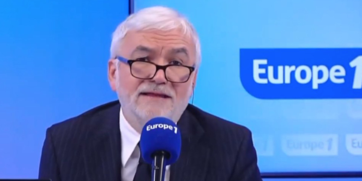 « C'était du second degré ! », Pascal Praud défend Léa Salamé 