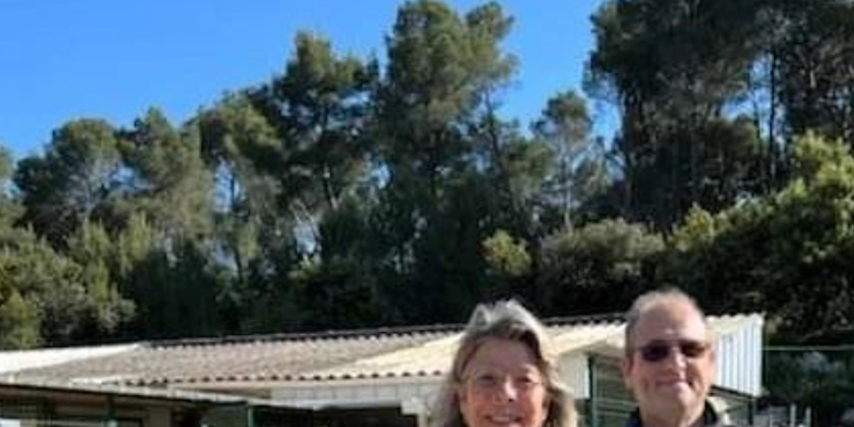 Caroline de Monaco retrouve le sourire au Salon-de-Provence après une rupture brutale (photo)