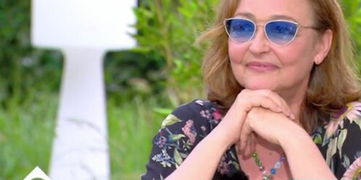 Catherine Frot métamorphosée, recadrage en direct de Patrick Cohen après une bourde
