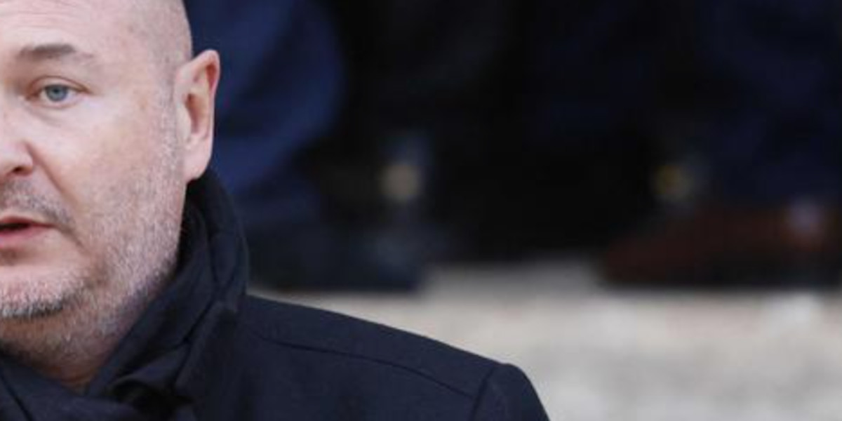 Cauet sous le feu des accusations :les détails de son retrait médiatique