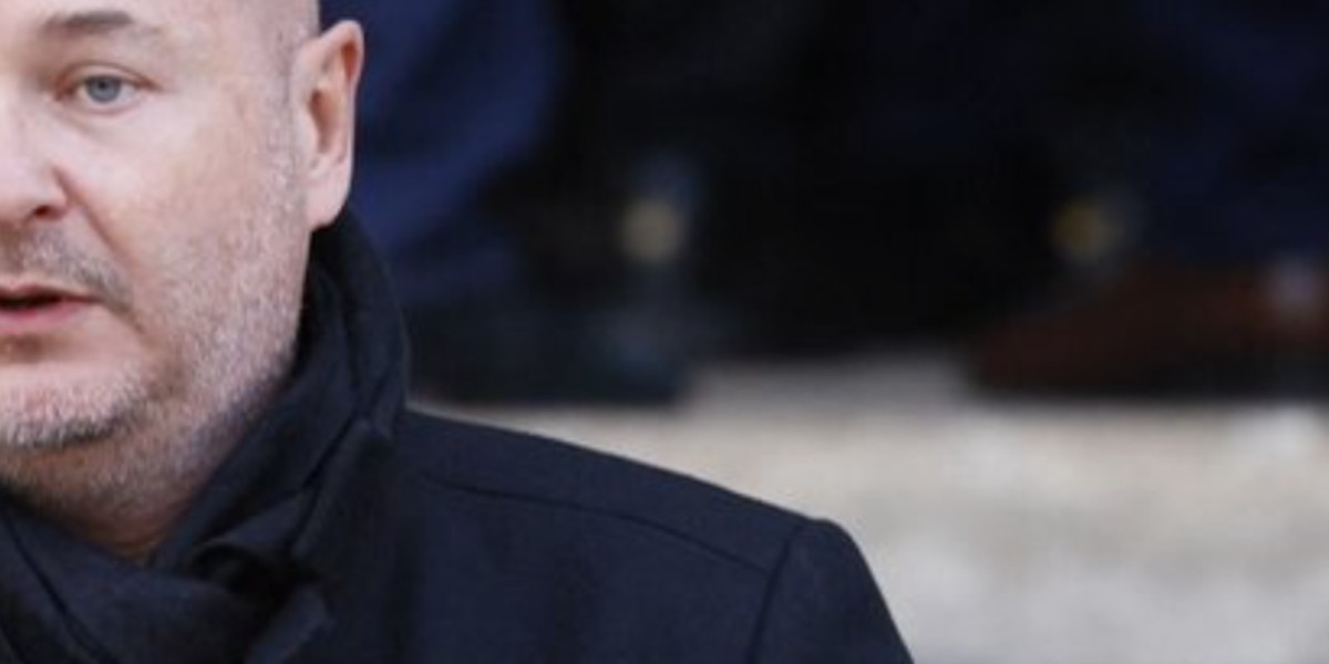 Cauet sous le feu des accusations : Une plainte pour deux viols dévoilée !