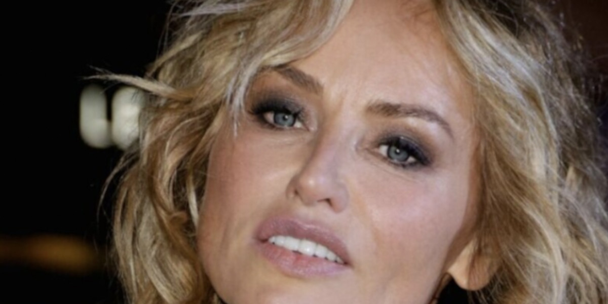 Changement de style pour Adriana Karembeu 