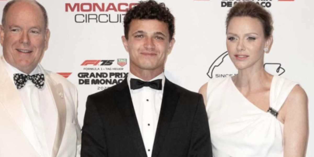 Charlène de Monaco en déesse antique au gala du Grand Prix