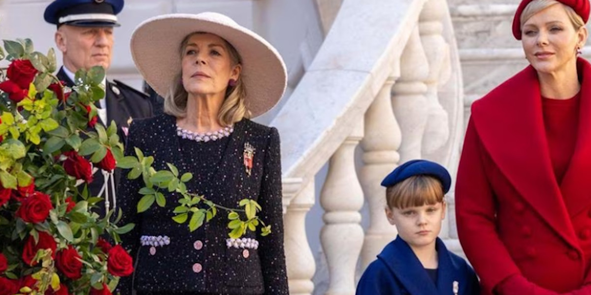 Charlène de Monaco : Un sourire inhabituel en compagnie de Caroline de Hanovre, la famille princière unie