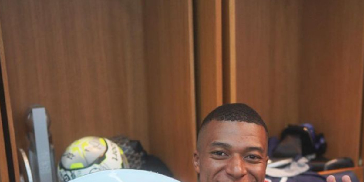 Emma Smet - Kylian Mbappé prêt à la conquérir - sa confidence à Gilles Bouleau