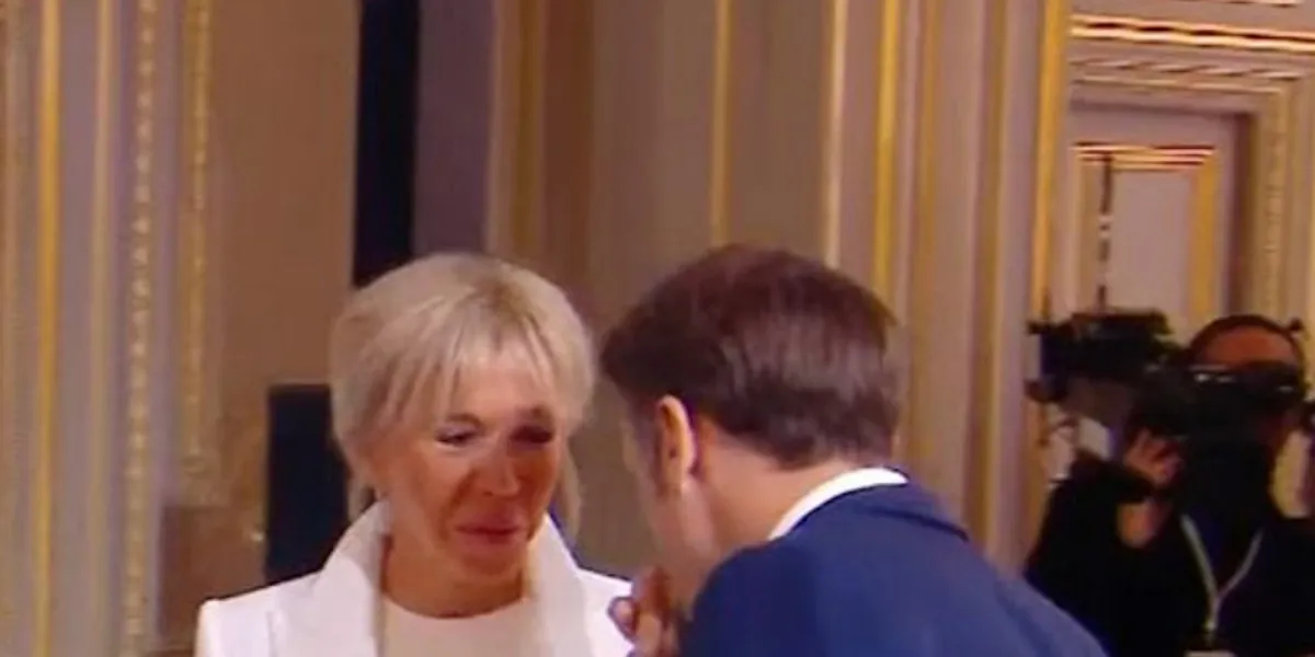 Emmanuel et Brigitte Macron vengés par Cyril Hanouna, un opposant dézingué