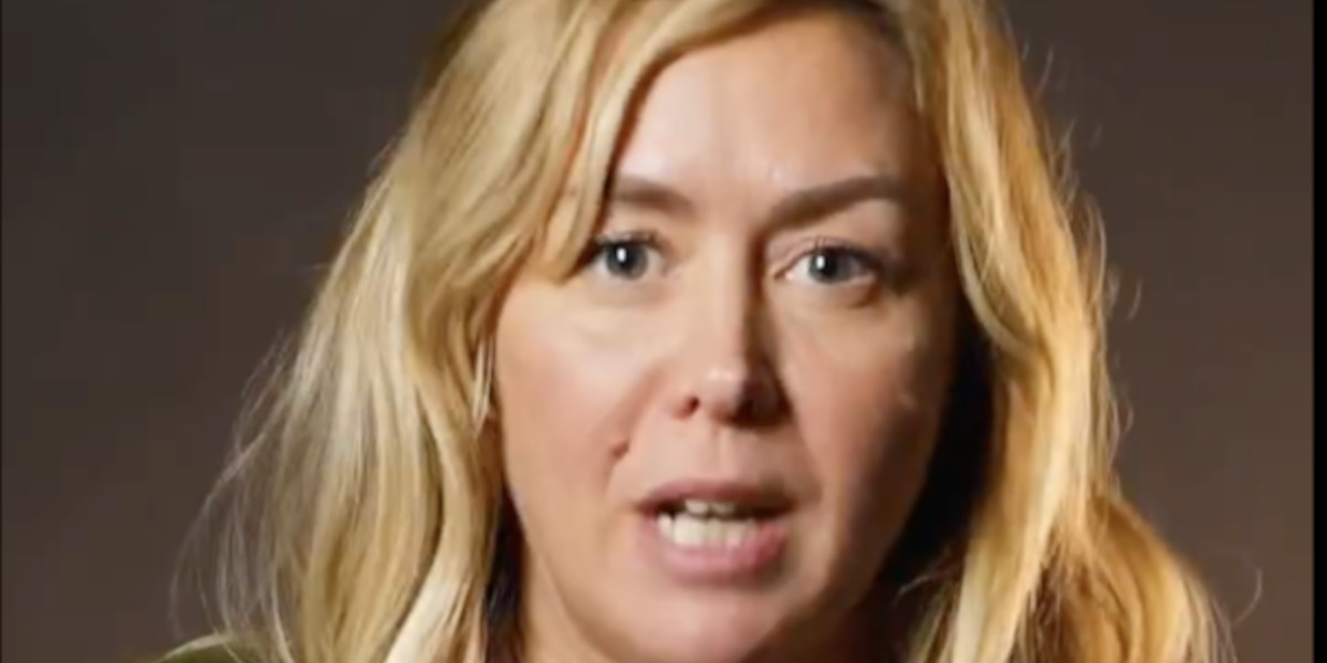Enora Malagré face à l'alcoolisme 
