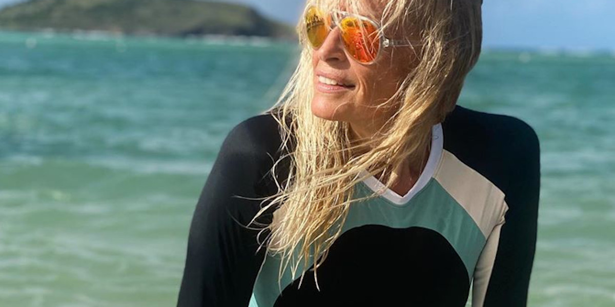 Estelle Lefébure célibataire, pépite, son message à David Hallyday, le père de ses filles