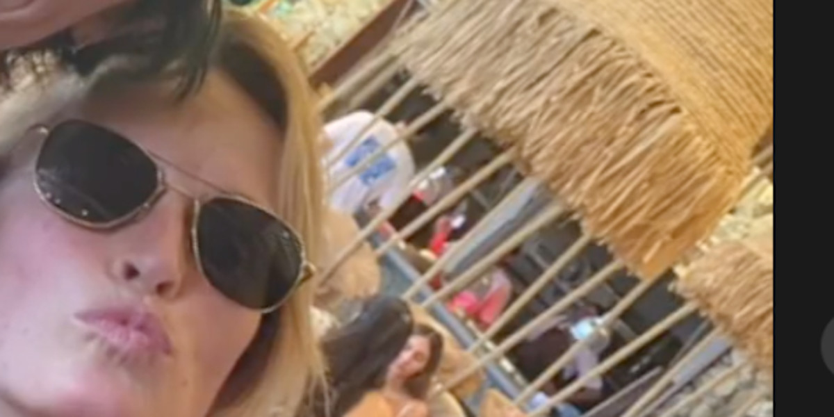 Estelle Lefébure fuite à Saint-Barth - situation compliquée avec Philippe Lellouche déjà en couple