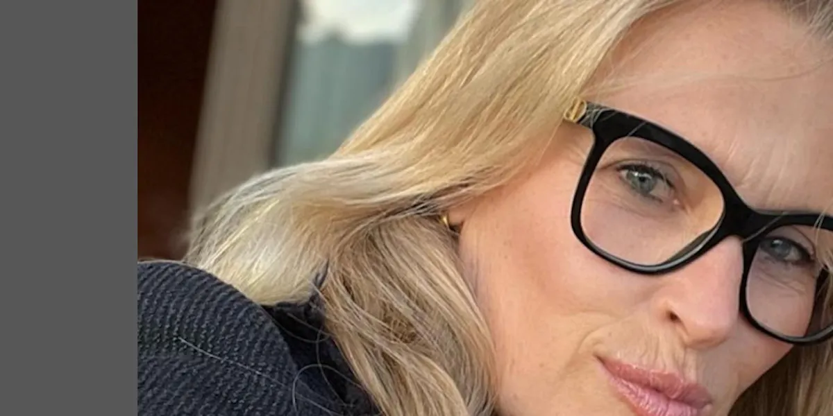 Estelle Lefébure « grand-mère », son surprenant coup de gueule