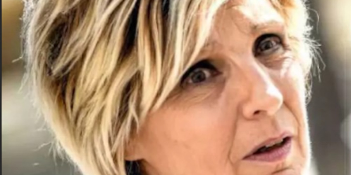 Évelyne Dhéliat « Je ne suis pas guérie ! » elle « tremble toujours » après son cancer !