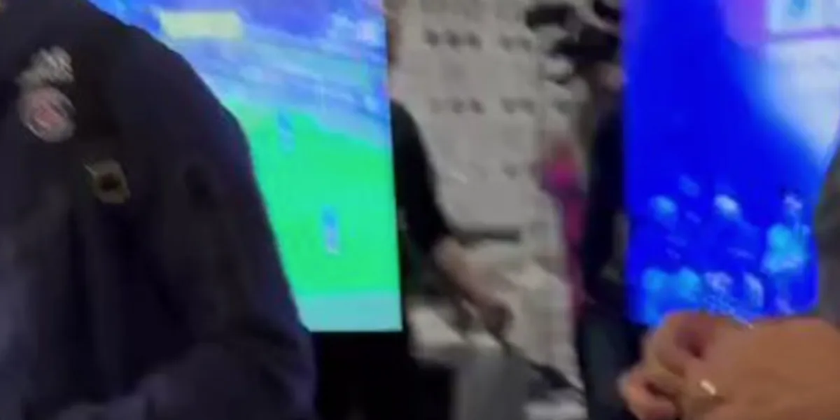 Fayza Lamari, mère lionne de Kylian Mbappé, hyper protégé de l'incident Paul Pogba