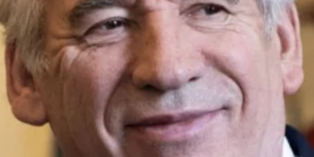 François Bayrou panique face aux révélations de sa fille 