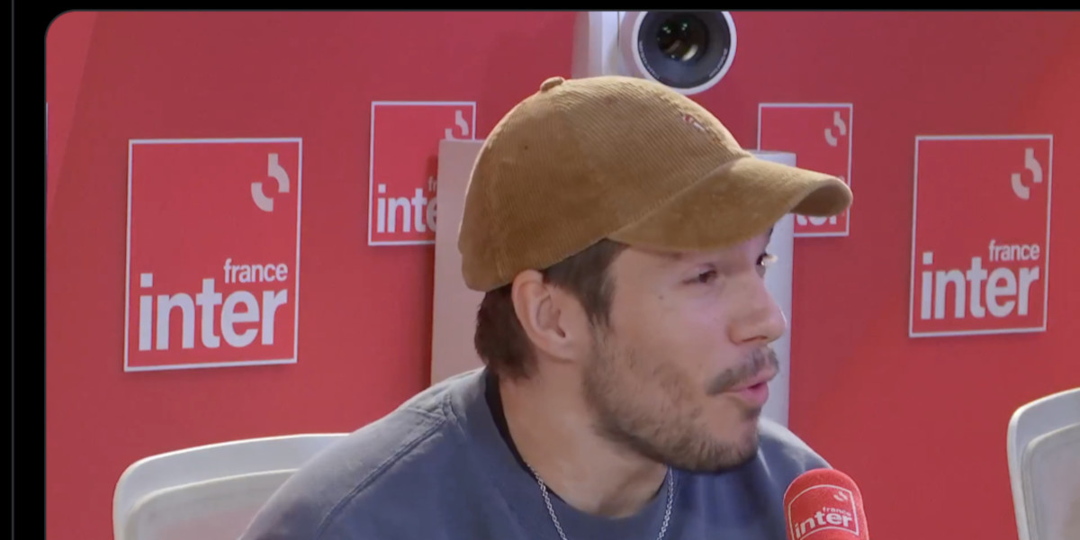 François Civil embarrassé par une question Adèle Exarchopoulos sur France Inter 