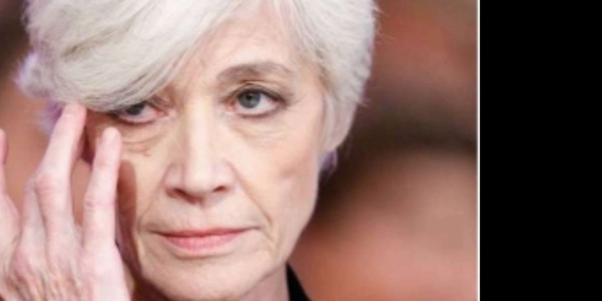 Françoise Hardy au bord du gouffre, la chanteuse si seule pour son anniversaire 