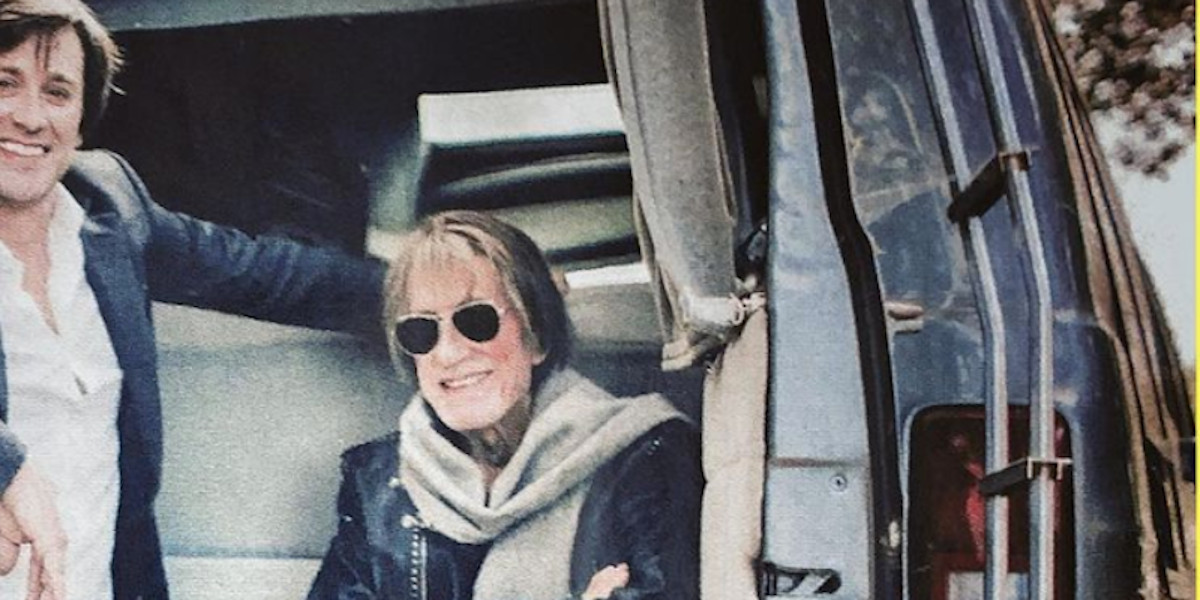 Françoise Hardy immobilisée à Paris - son fils Thomas en renfort