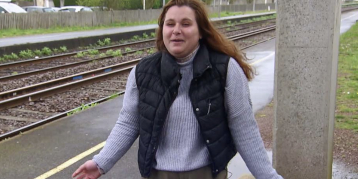 Ilona, la prétendante de Valentin de l'Amour est dans le pré fait polémique