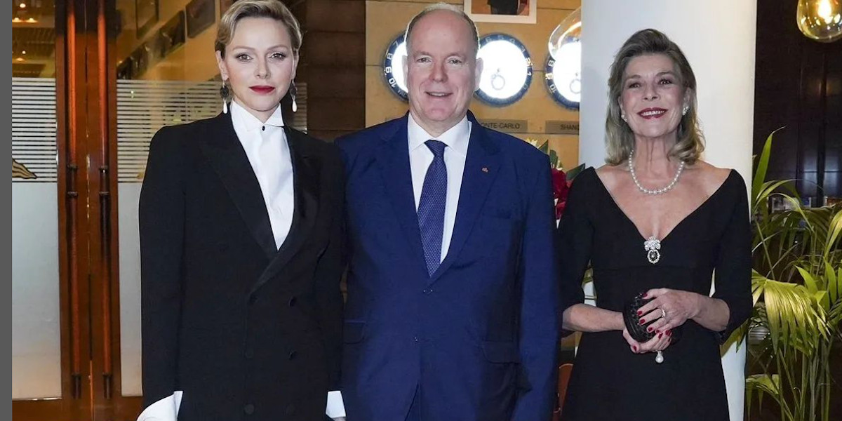 Jalousie, regards glaçants... La guerre cachée entre Caroline et Charlène de Monaco 