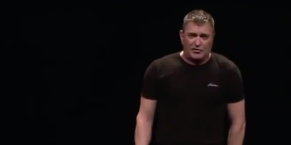 Jean-Marie Bigard provoque Olivier Véran, son astuce pour détourner le confinement (vidéo)